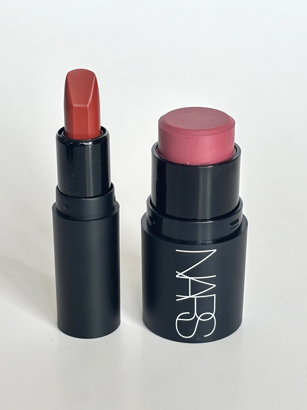 Nars Makeup Bundle - Picture 3 of 15